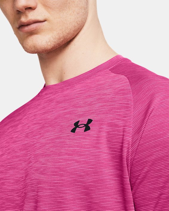 男士UA Tech™ Textured短袖T恤 in Pink image number 2